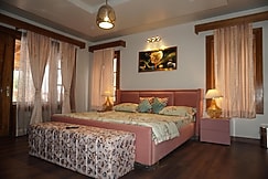 Unravel 3Bedroom Sukoon Villa, Nainital
