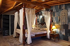 Unravel 2Bedroom Attic Floor Sukoon Villa, Nainital