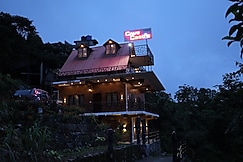Cave Castle, Vagamon