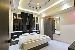 Nandini Executive Lodge, Tuljapur