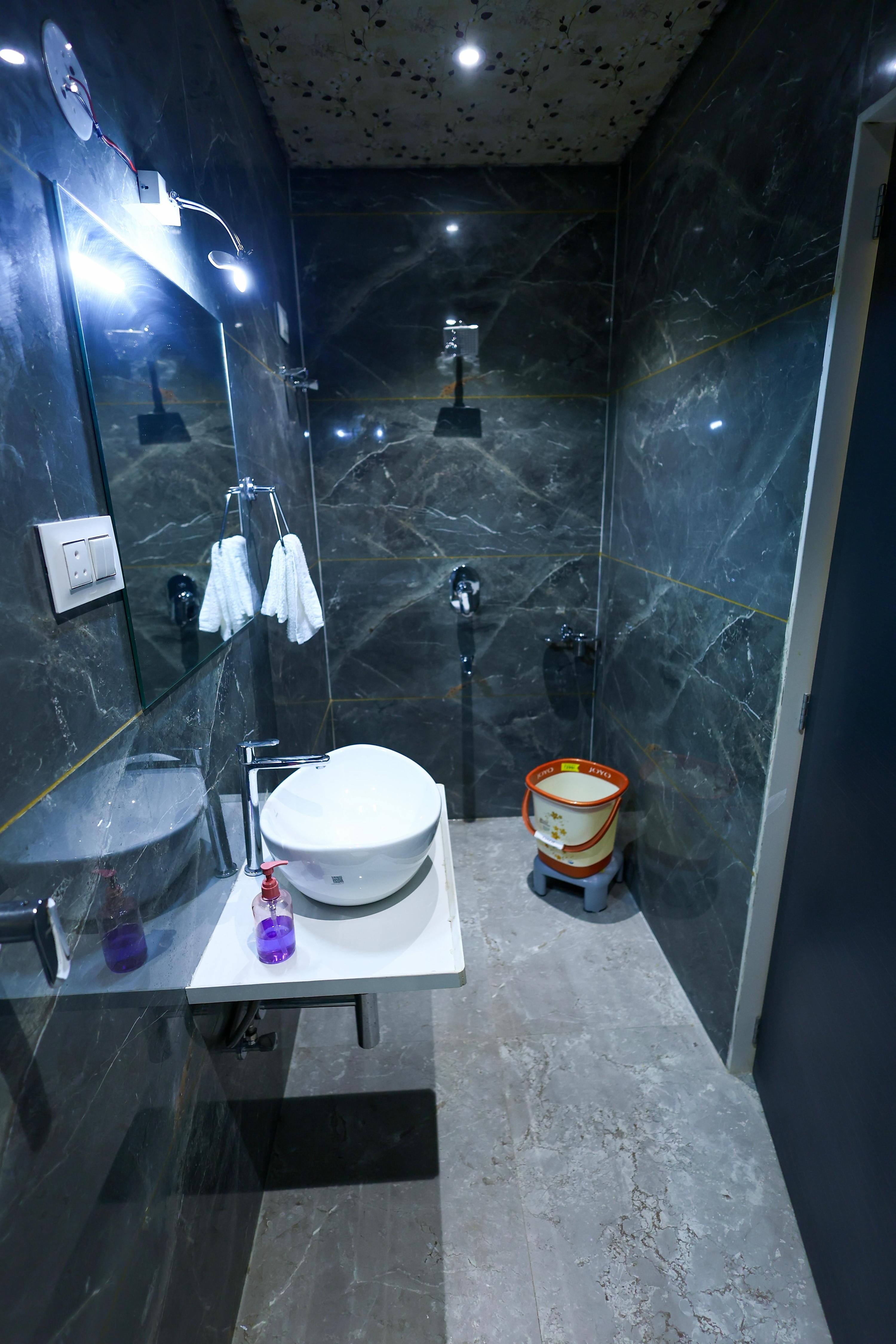 Nandini Executive Lodge - Tap to explore photos