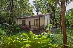 Deepwoodz Homestay by Z Vacations, Chikmagalur