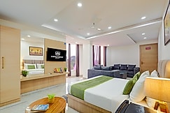 Castle Grand Hotel Dwarka Sector - 21, Delhi