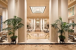 Waldorf Astoria New York, Bergen