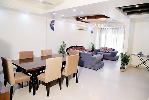 Fortun Home Service Apartment 3Bhk,J171