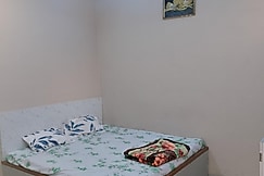 Hotal jay bhawani veg and nonveg & guest house, Rajpur