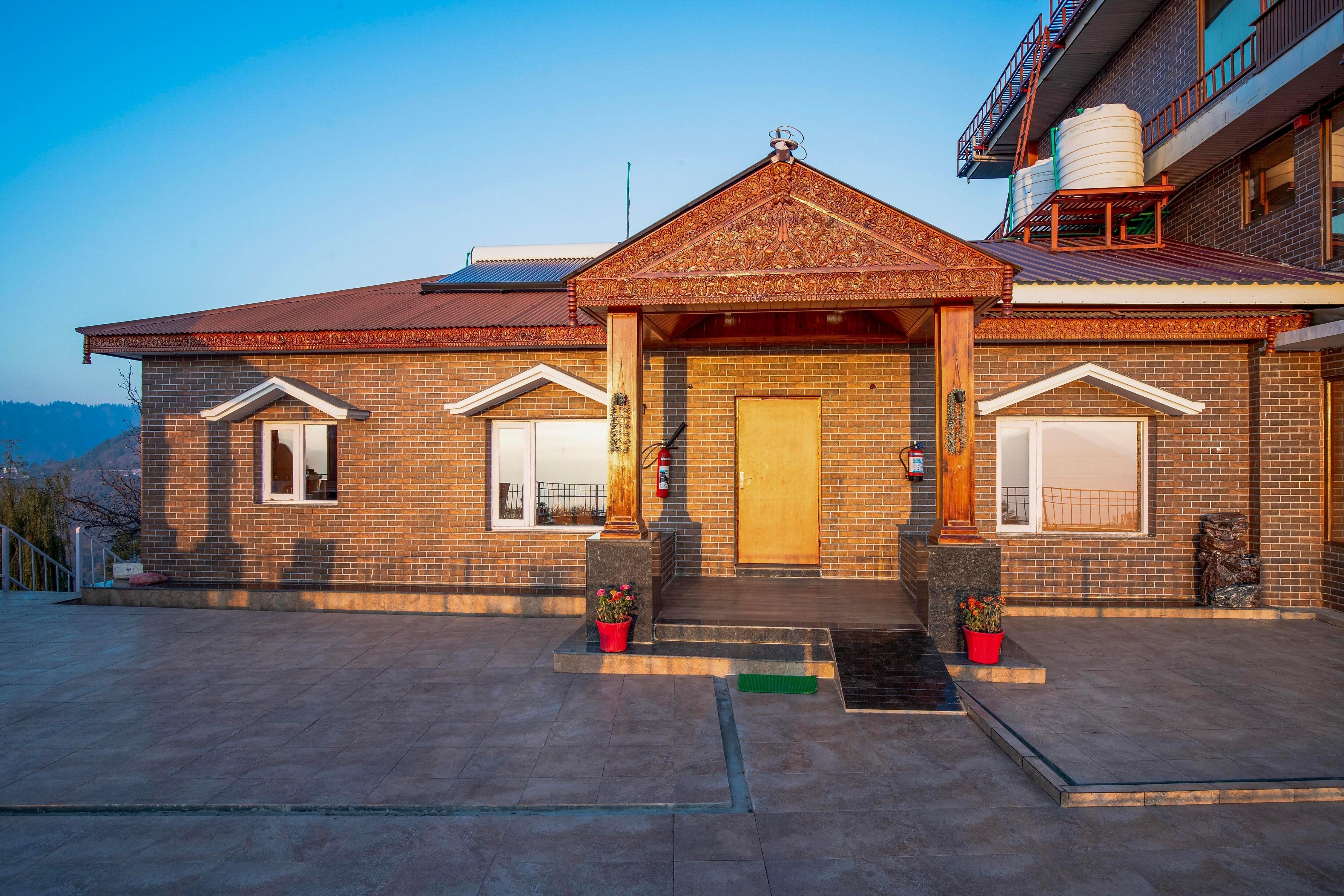 Alaya Stays Lafu House Hearth Room with Cabana Hill views 𝗕𝗢𝗢𝗞