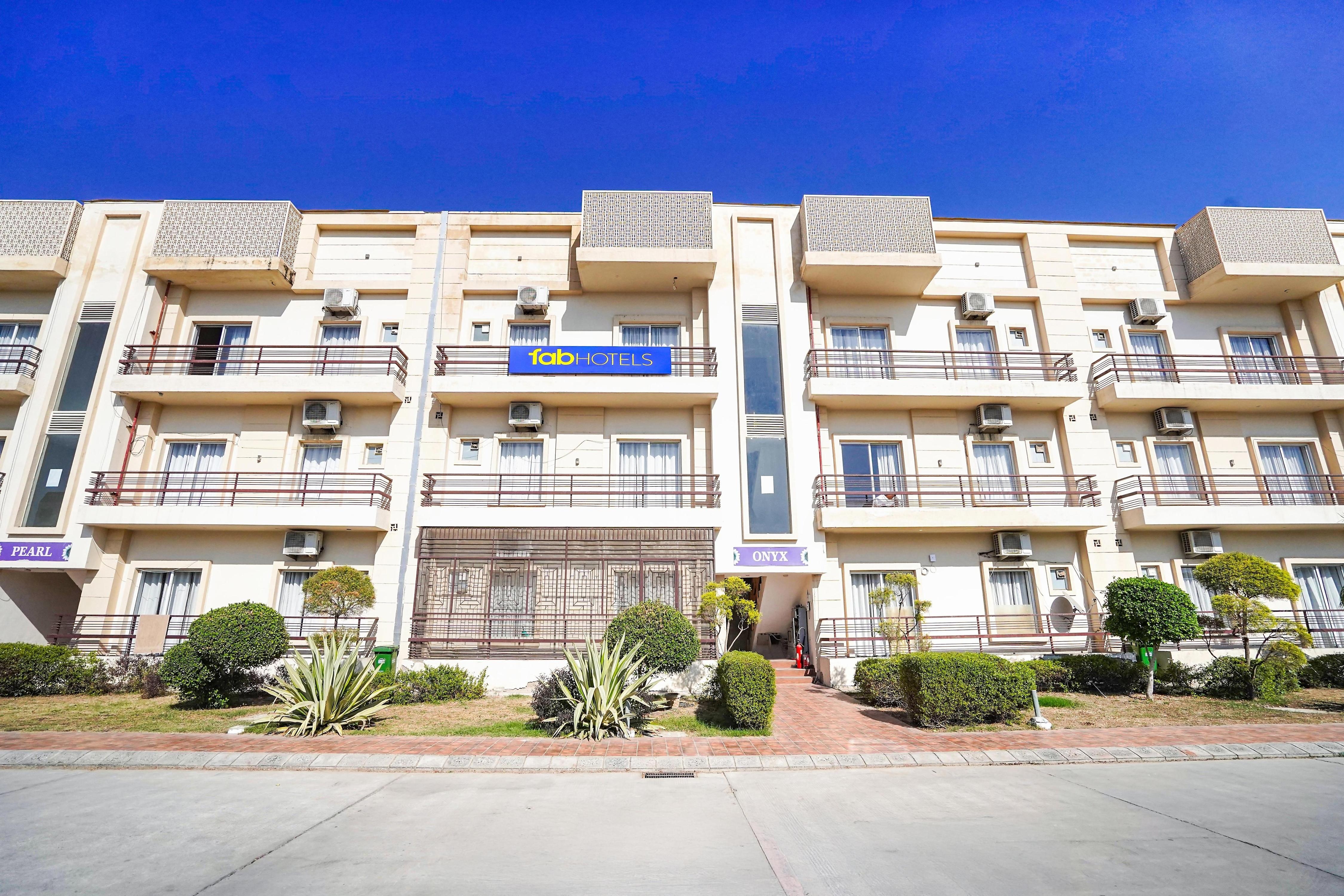 FabHotel Vraj Inn - Tap to explore photos