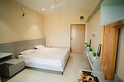 The Pramukh hotel, Rajpipla