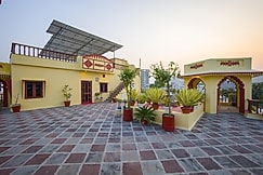 Alaya Stays Abhimanyu Mansion Pearl 6 BHK with Rajasthani Decor, Udaipur