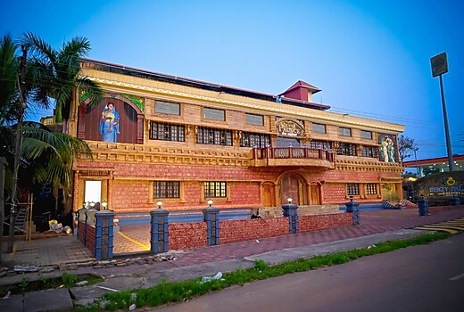 Benzy Palace Resort