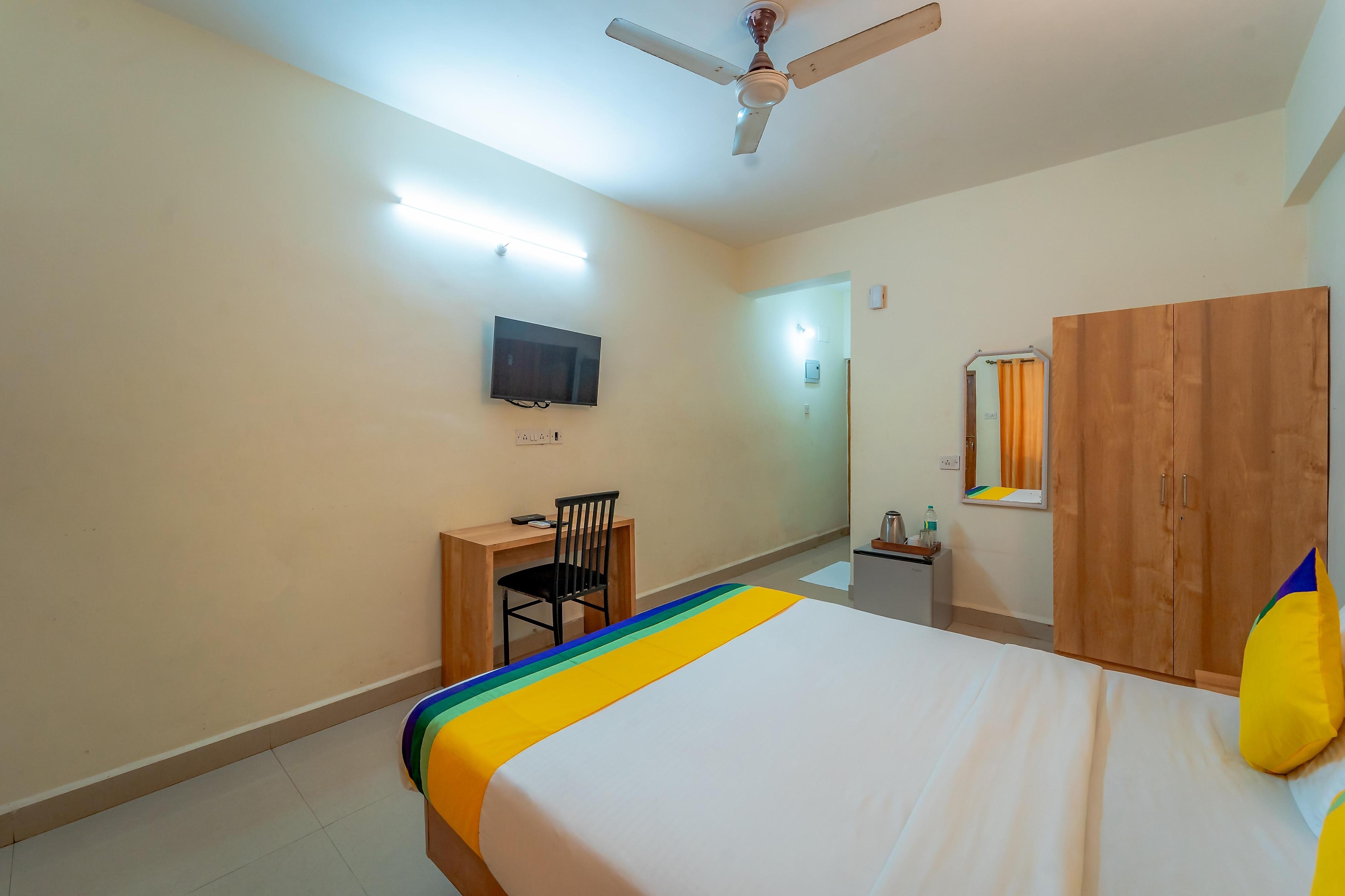 Itsy Hotels De Classio - Tap to explore photos