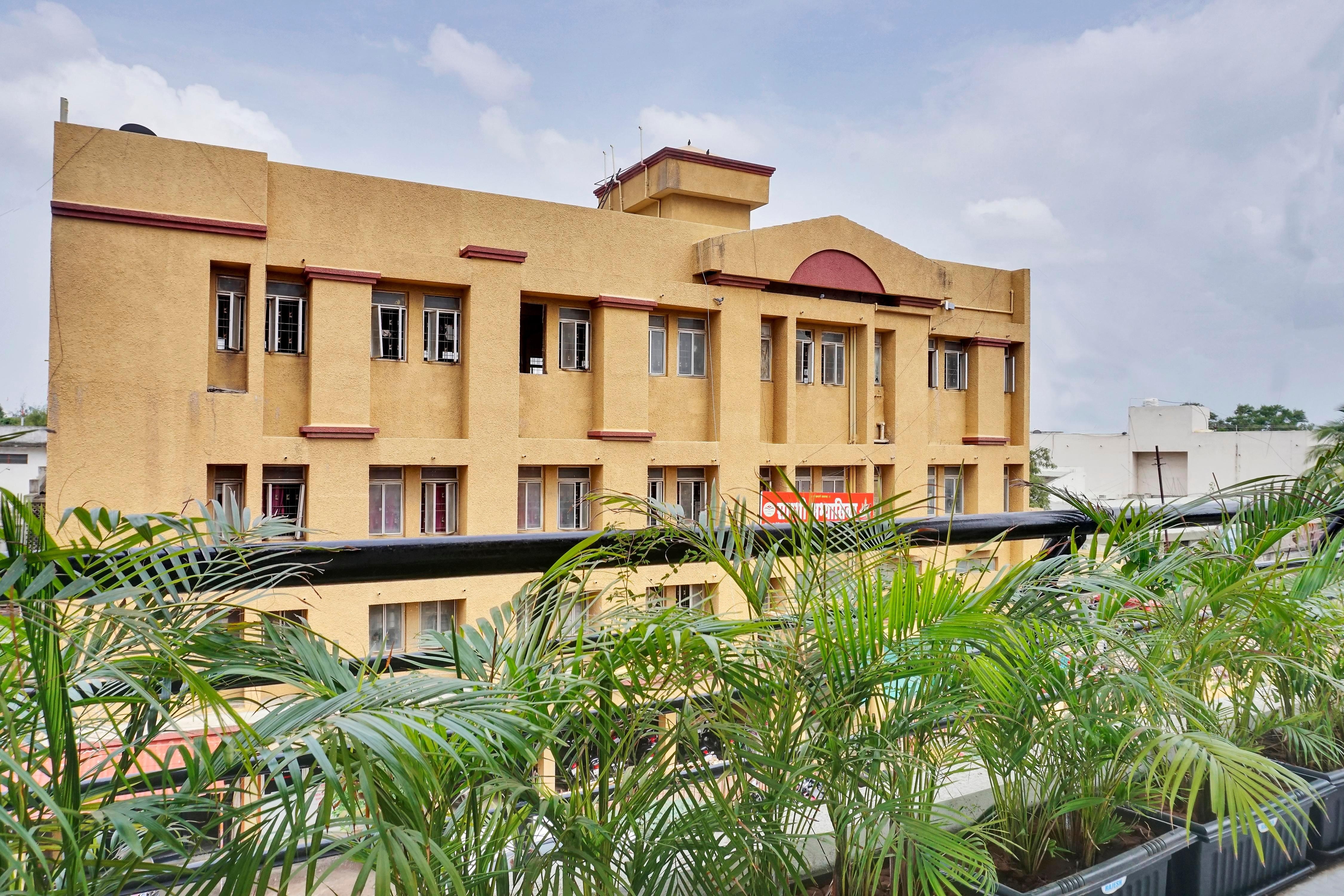Hotel Sayba Classic - Tap to explore photos