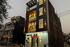 Vrindavani Kunj, Vrindavan