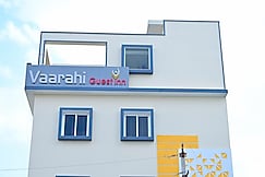 Vaarahi guest inn, Nellore