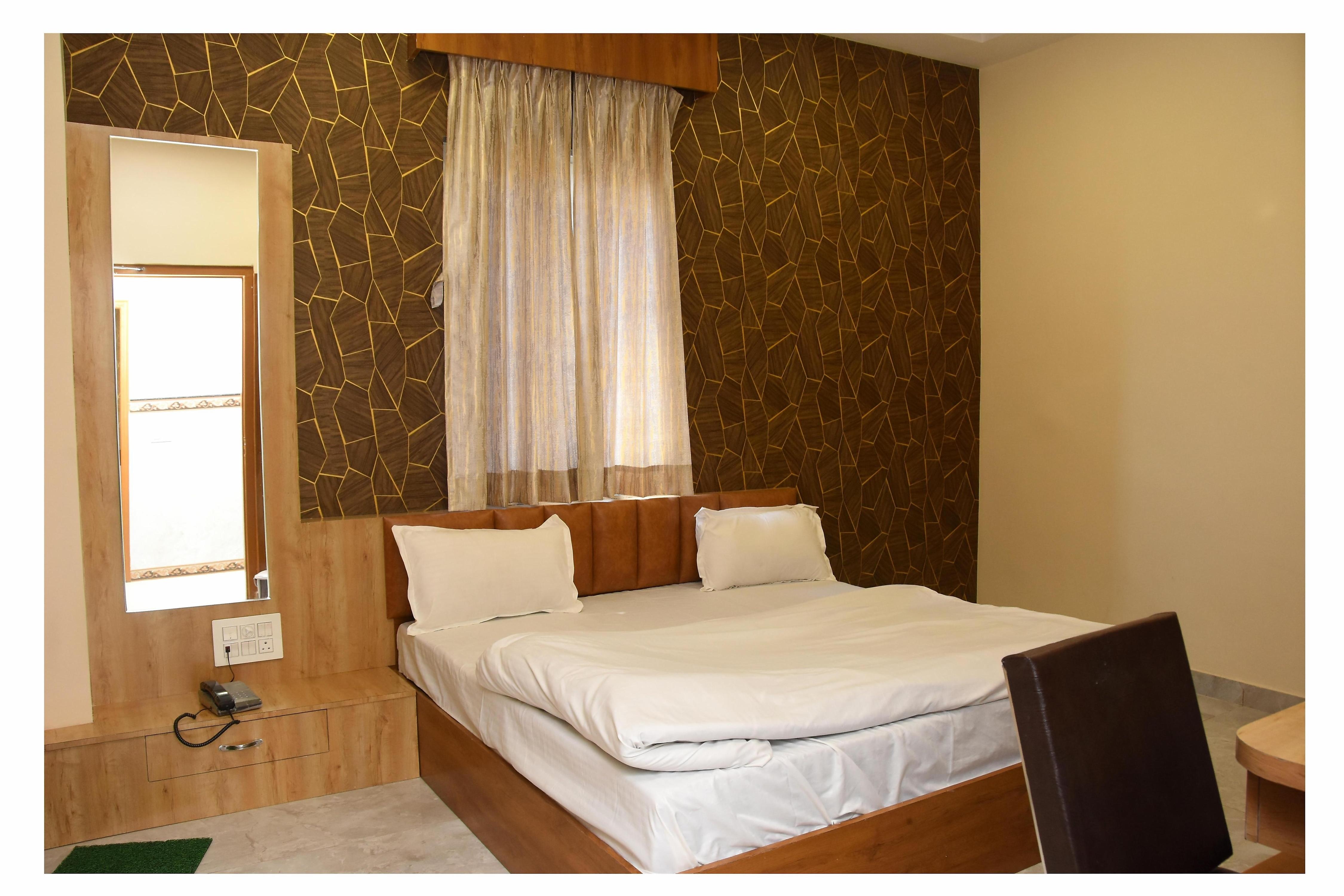 HOTEL SHREE YUVAN - Tap to explore photos