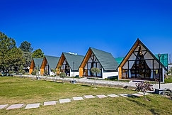 CORBETT PLATINUM HERITAGE, Jim Corbett (Ramnagar)