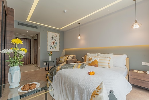 Gatsby Stay at Aipl Joysquare