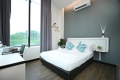 Swing & Pillows - Kota Kemuning Selangor, Shah Alam