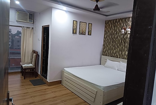 Hotel O Krishna