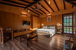 SaffronStays Timber Nest, Dehradun