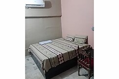 Holkar Seva Sadan, Mathura