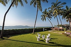 SaffronStays Sea Sparkle, Diveagar