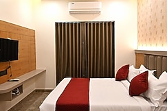 The Sky Comfort Hotel Mahi