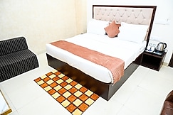 HOTEL INFRA VIEW, Zirakpur