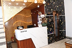 HOTEL STRAWBERRY Near Railway Station Chandigarh, Mohali