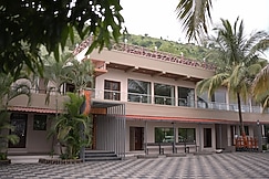 Ambika Hills Resort, Shahapur