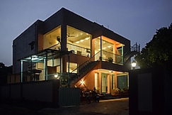D'Villa, Khanapur