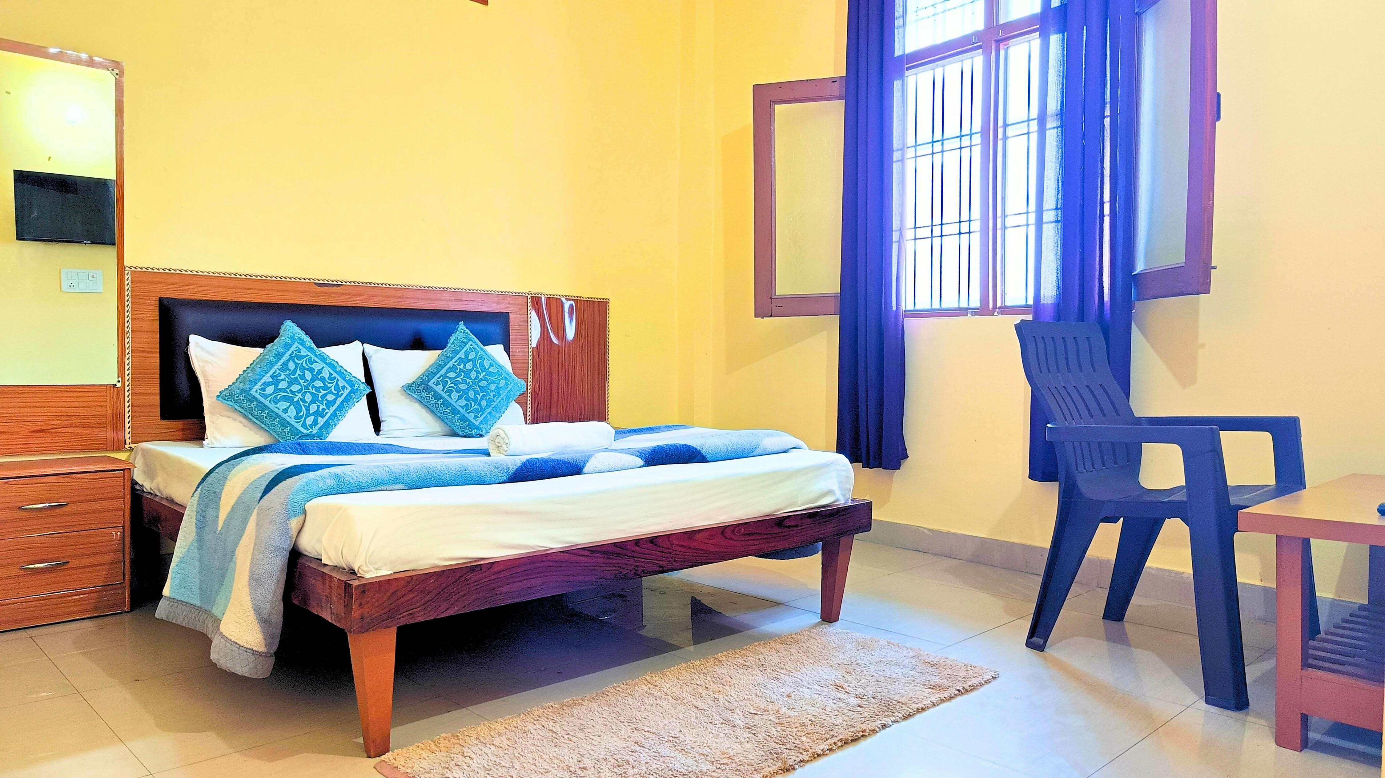 Kailash Kalp Guesthouse - Tap to explore photos
