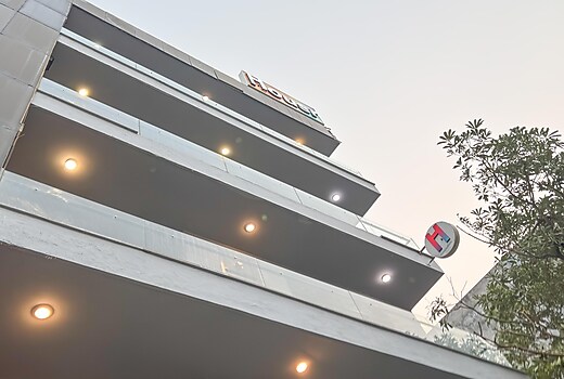 Housr Sector 49 Gurgaon Near Spaze IT