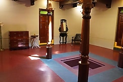 Mana manduva stays, Razole