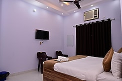 Anandam Palace, Ayodhya