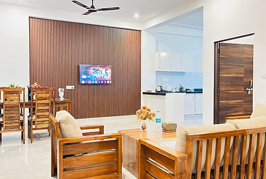 AirEase stay 3bhk near Airport JECC  WTP