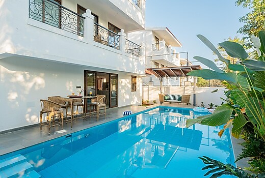 ELIVAAS Villa Paraiso 4 BHK with Pool & Bar