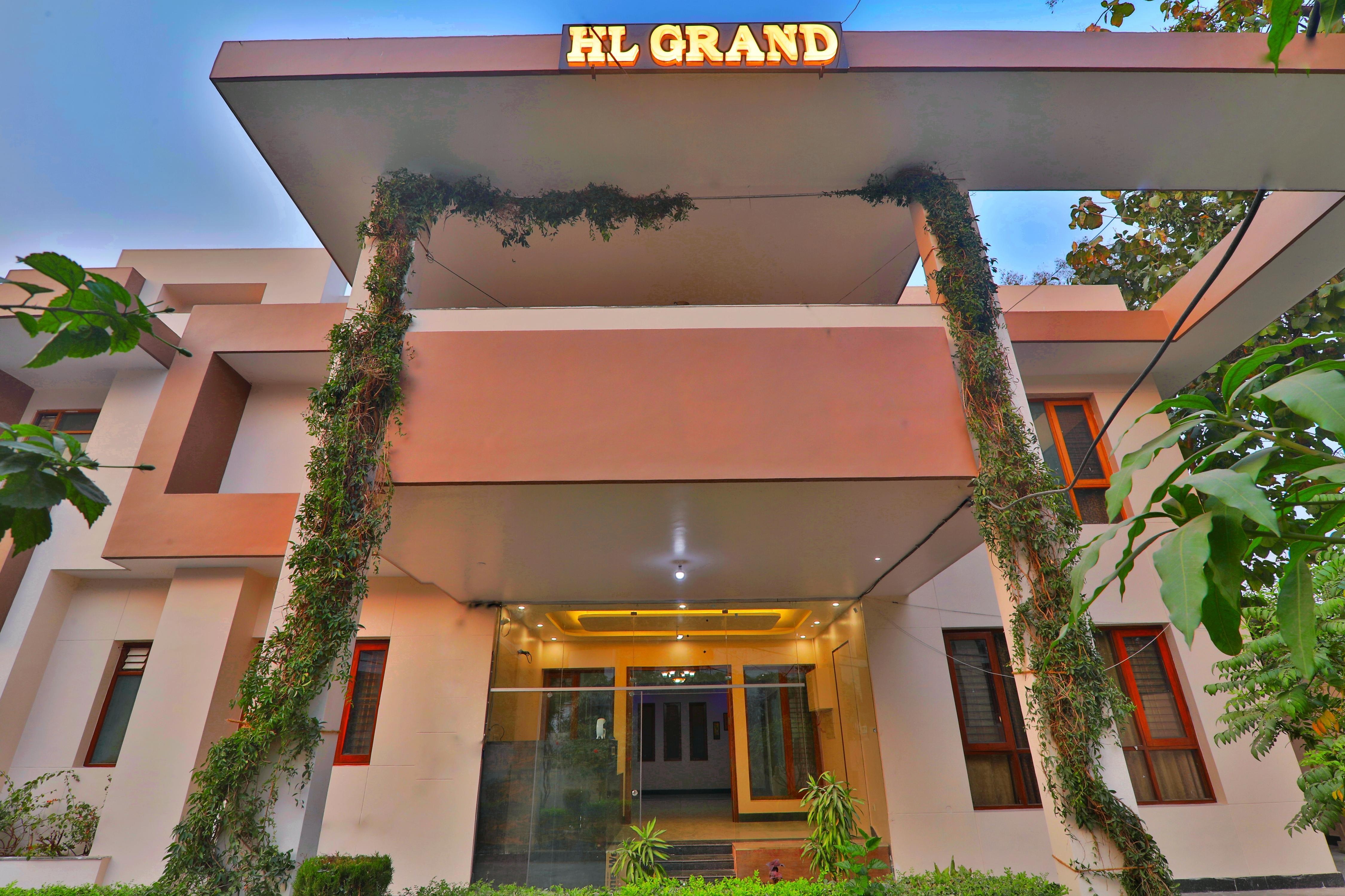 HL GRAND - Tap to explore photos