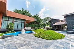 Nishigandha Jalmahal Resort, Mulshi