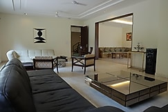 Silver Spring, Delhi