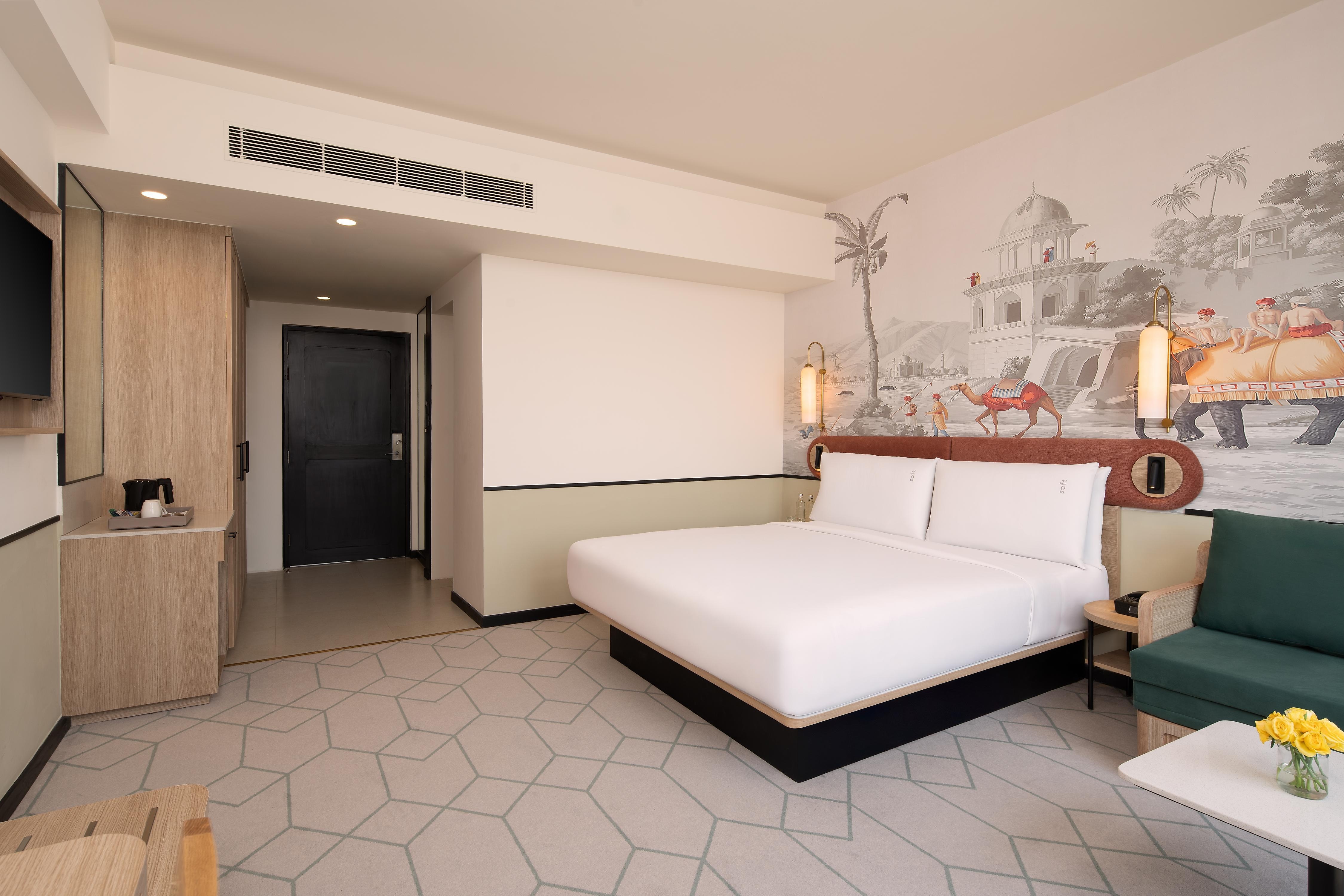 Holiday Inn Gurgaon NH8 by IHG - Tap to explore photos