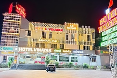 Hotel Vinayak, Himmatnagar