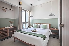 Nook&Co | AC, Smart TV | BKE, Mumbai