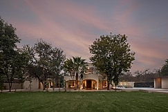 SaffronStays Pristine Manor, Udaipur