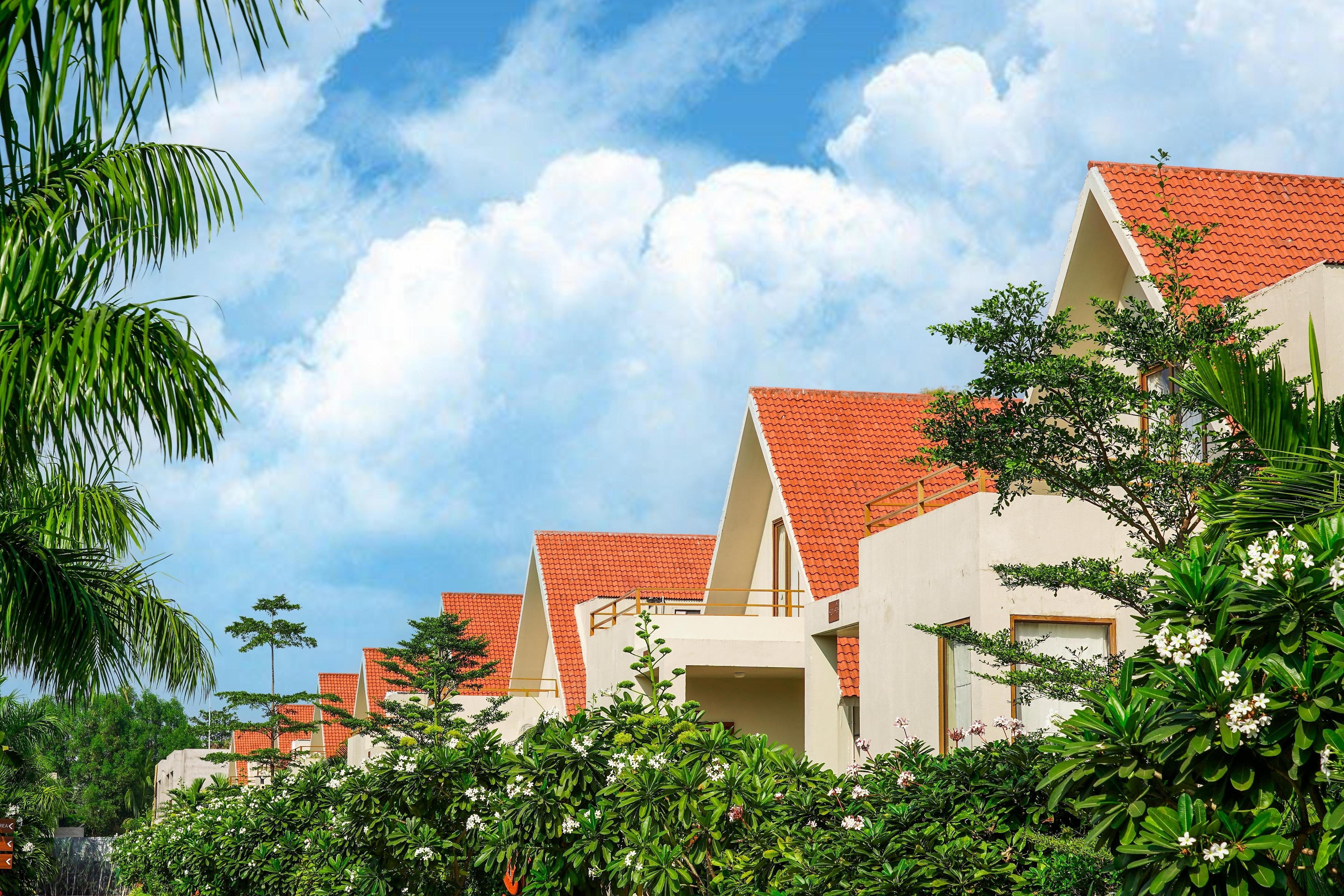 Club Mahindra Pavagadh - Tap to explore photos