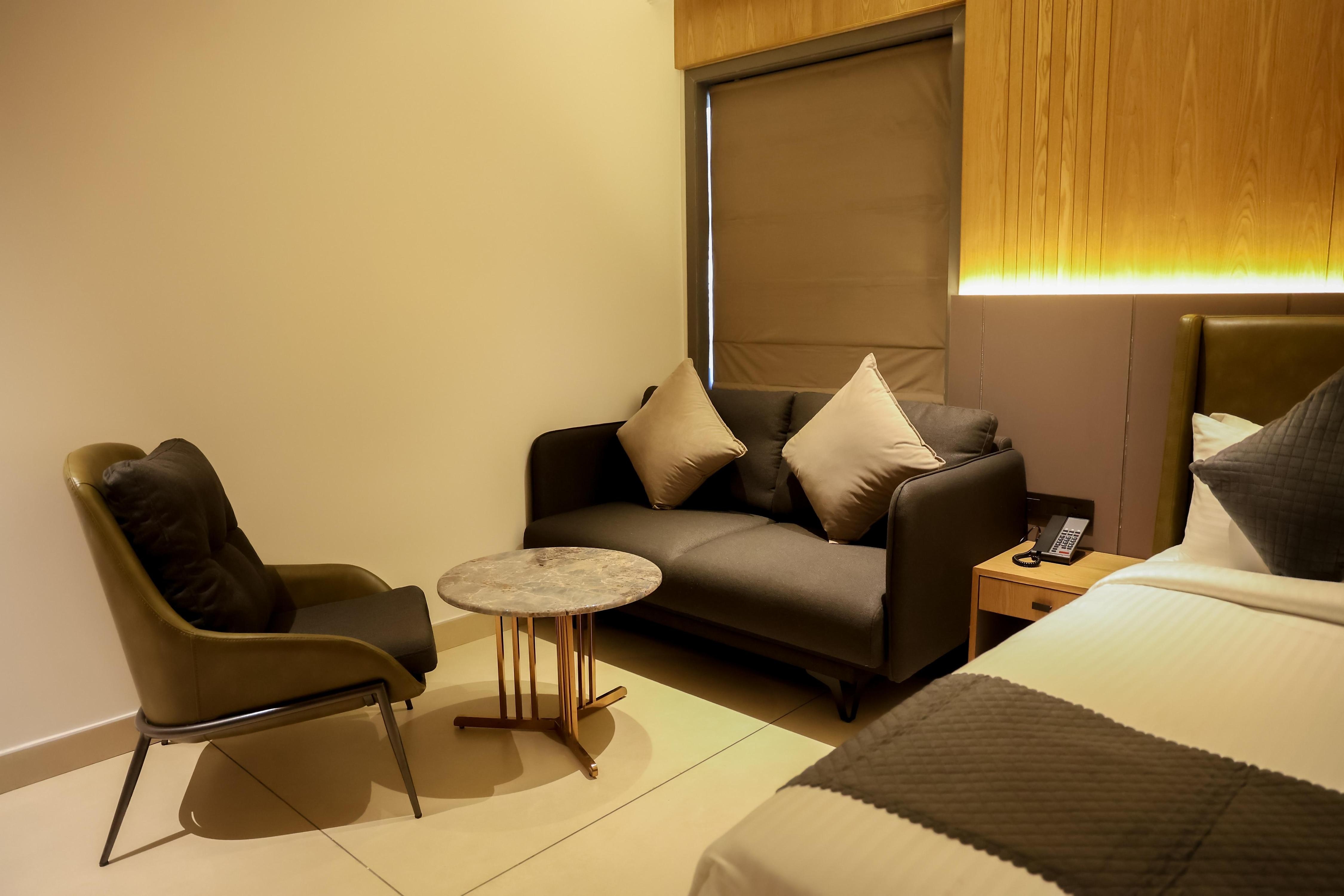 Raga Boutique Hotel - Tap to explore photos