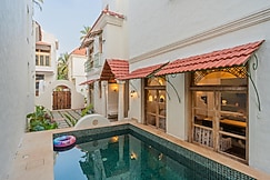 Charming 2 BHK with Antique Decor & Luxurious Bedrooms, Goa