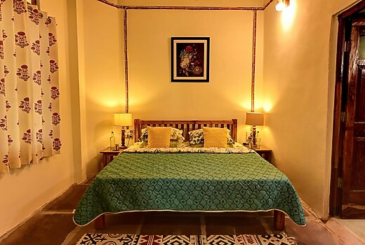 The Para Villas 9 Entire 2BHK with Private Garden