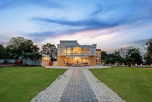 Indrakshi Villa 7BHK